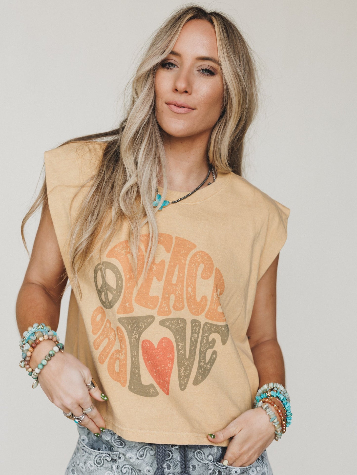 The Nest Groovy Love Graphic Tee - Faded Mustard