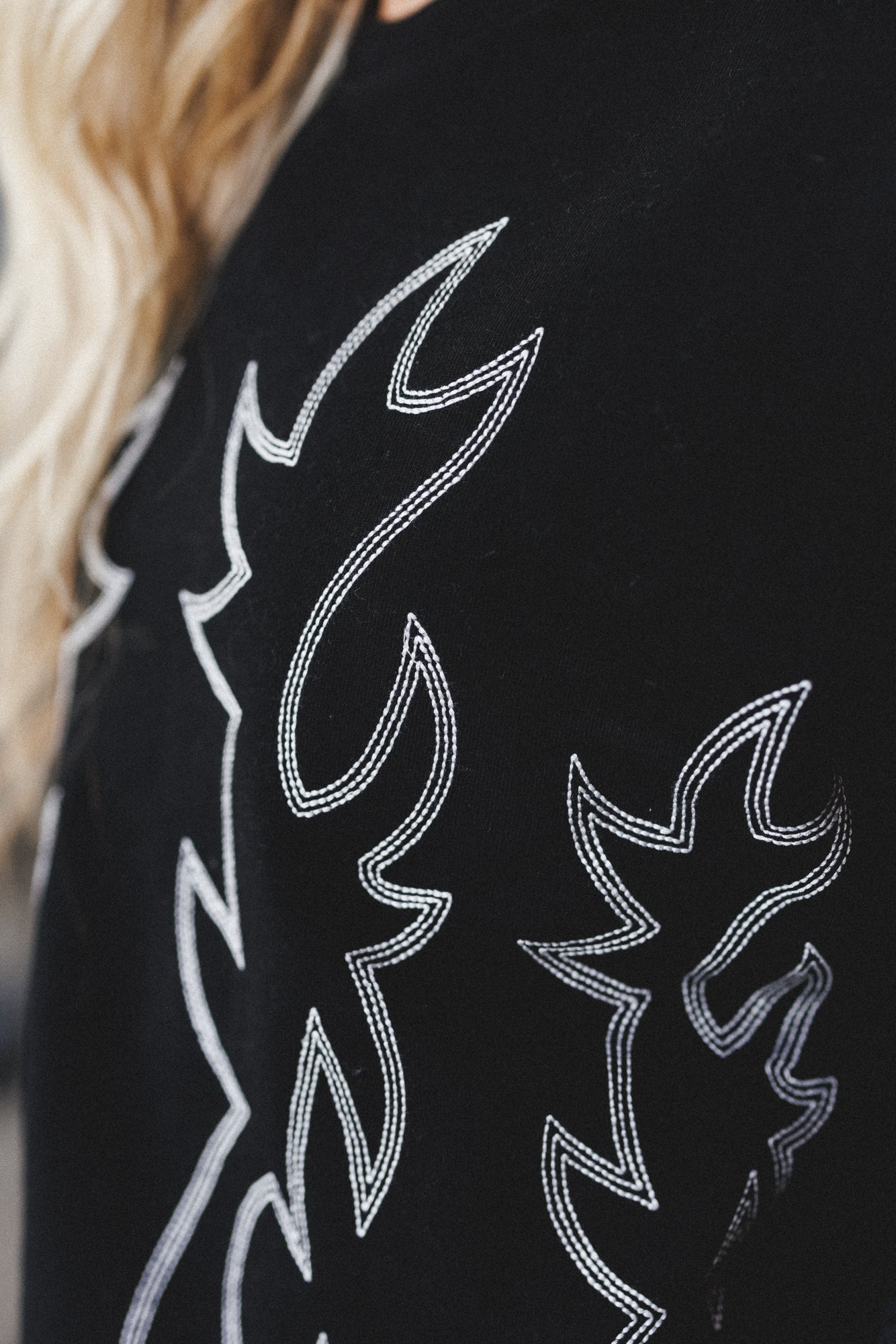 Lasso Western Stitch Pullover - Black
