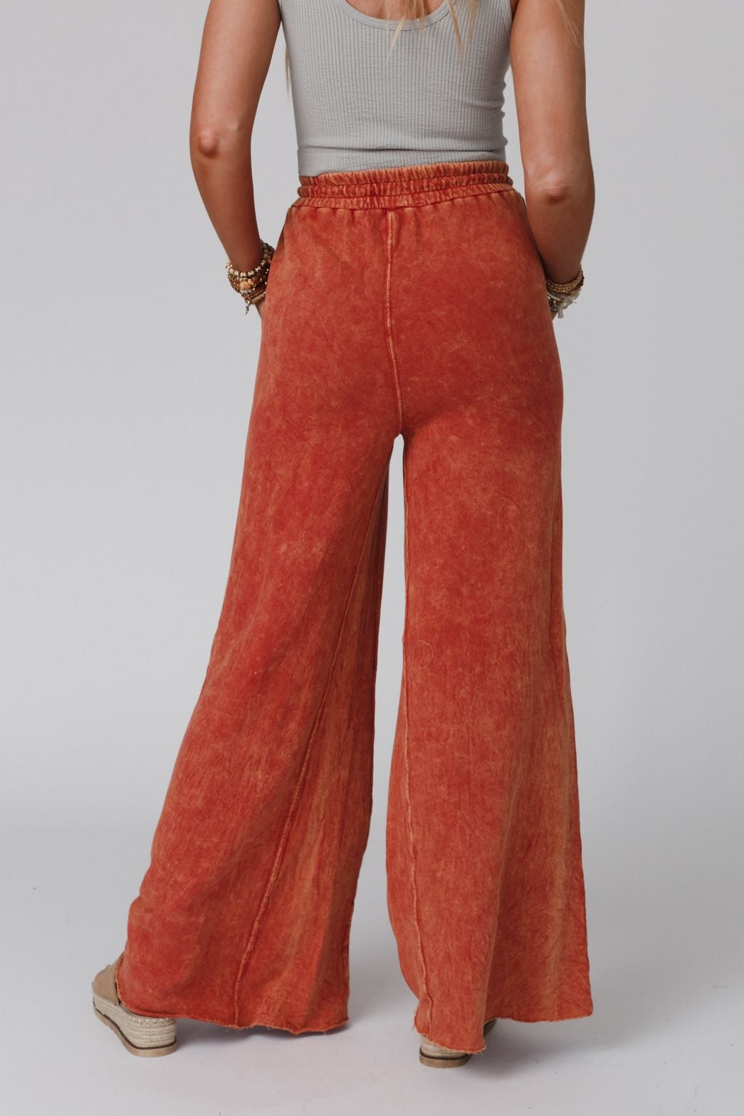Relaxing Robin Wide Leg Pant - New Brick