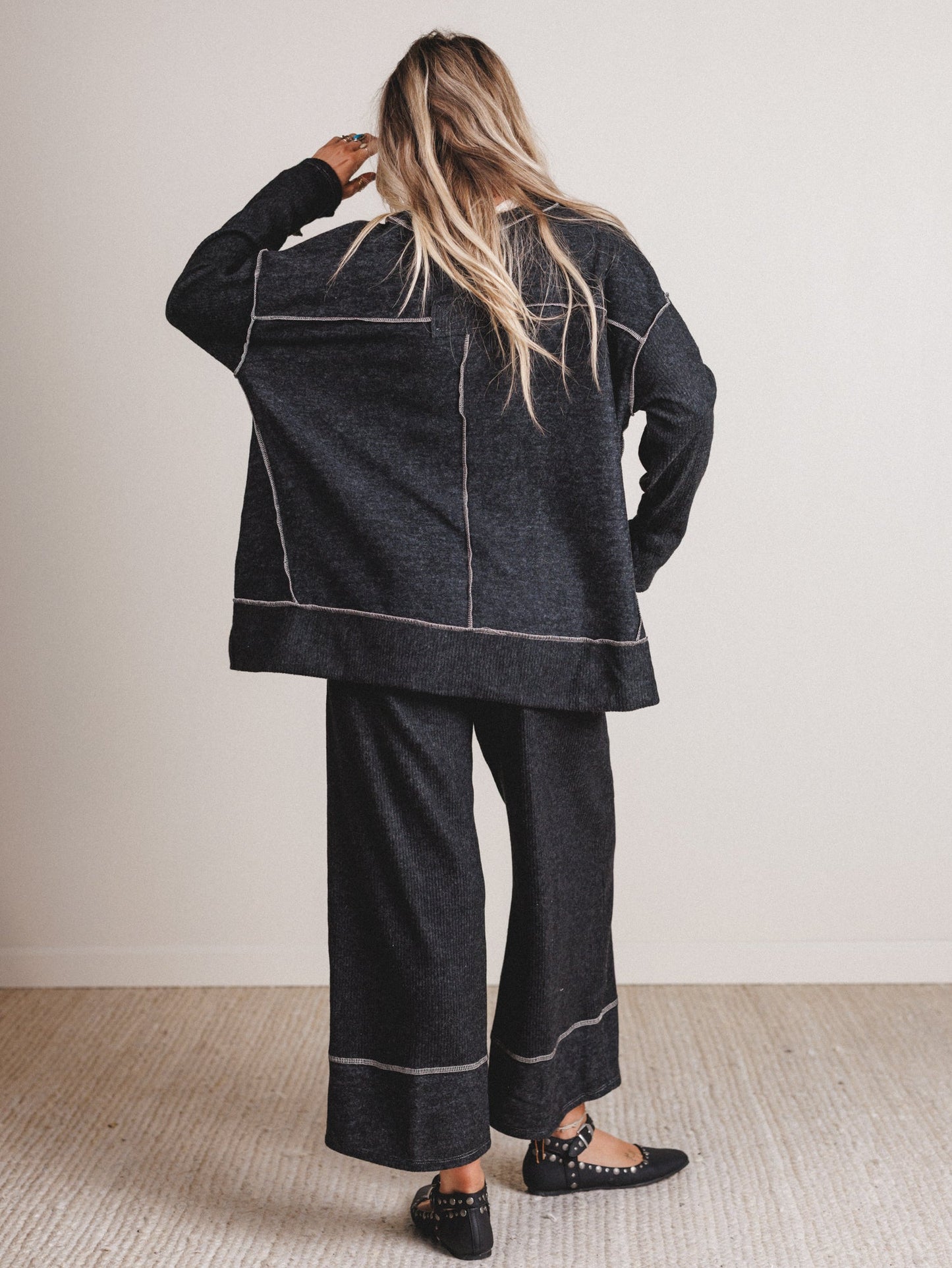 The Nest Mckayla Cozy Set - Charcoal