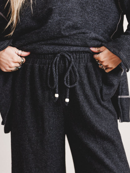 The Nest Mckayla Cozy Set - Charcoal