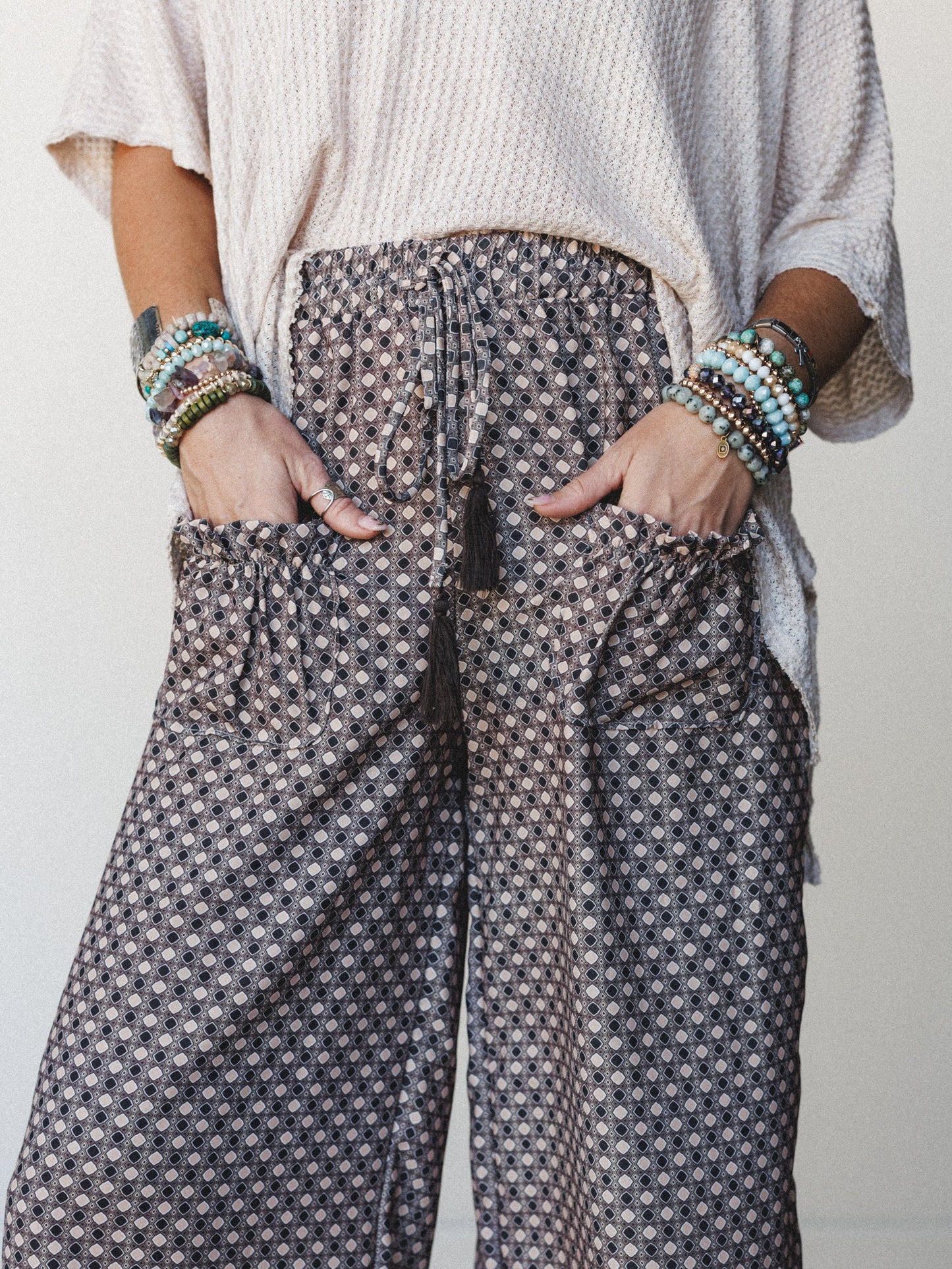The Nest Mystic Mirage Printed Wide Leg Pants - Black