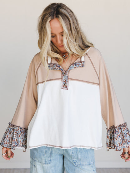 The Nest Honey Bloom Top - Taupe Off White
