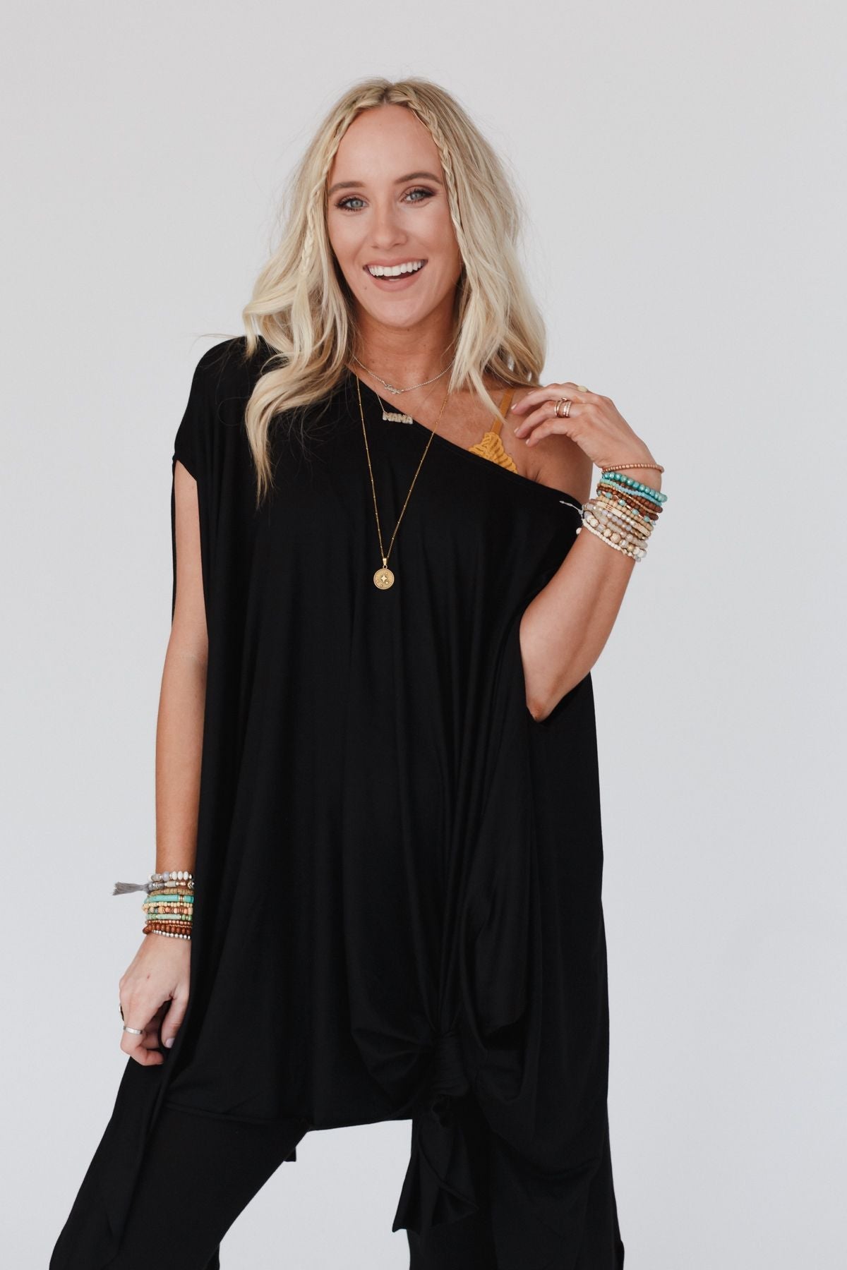 Wren Tunic and Cher Flare Set - Black